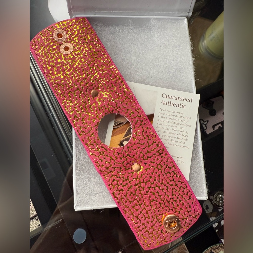 Pink Apple Watch Band - Picture 2 of 2